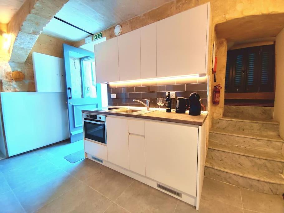 Ripple 23 Savynomad Harbour Residences Valletta Exterior foto