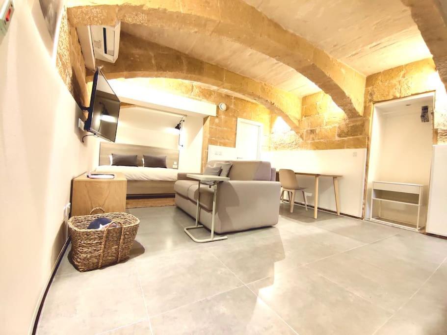 Ripple 23 Savynomad Harbour Residences Valletta Exterior foto