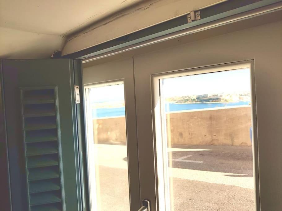 Ripple 23 Savynomad Harbour Residences Valletta Exterior foto